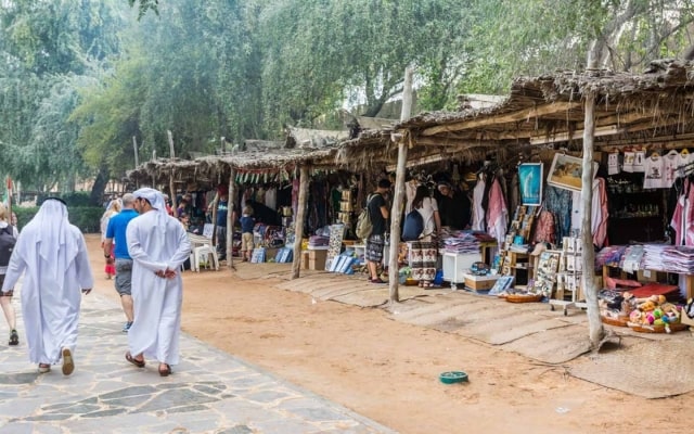 Vẻ đẹp làng cổ Heritage Village - ngôi làng di sản nổi tiếng Dubai